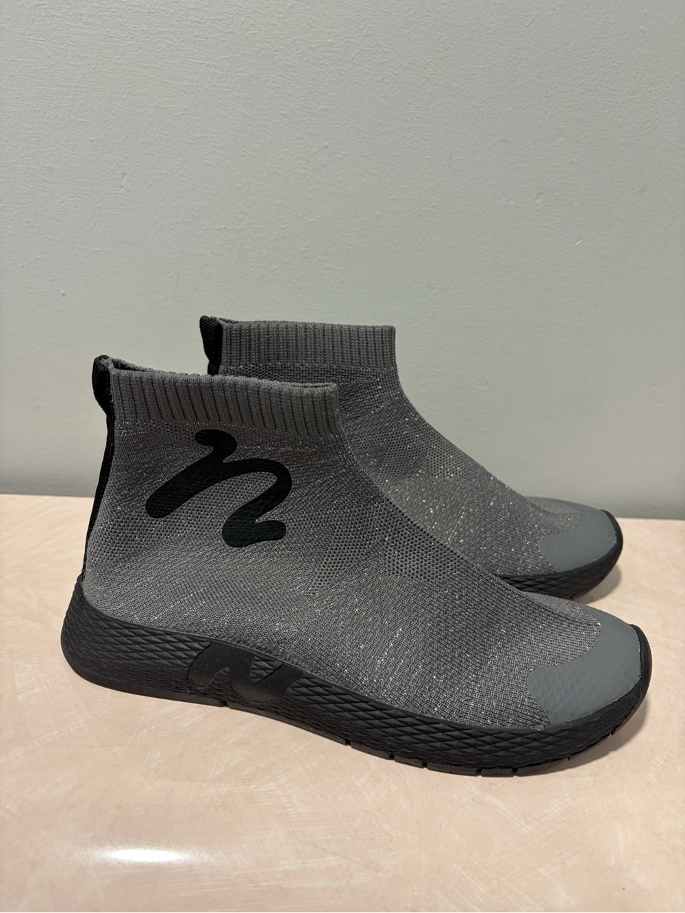 Naturino Men's Slip-On Knit Sneakers in Charcoal Gray